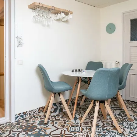 Gruia Lofts